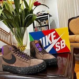 Nike sb zoom blazer mid size 8.5 dead stock